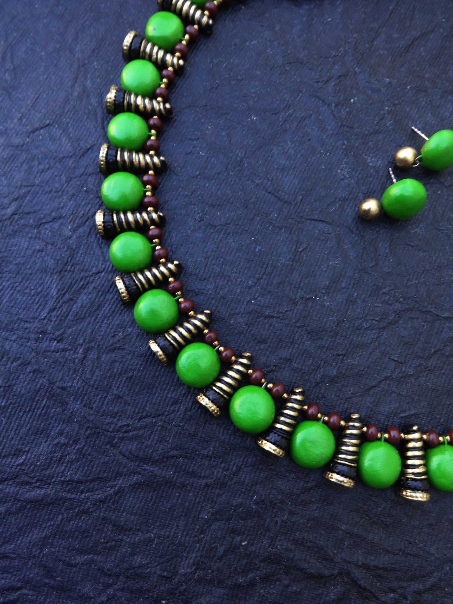 Green gem Terracotta jewellery set
