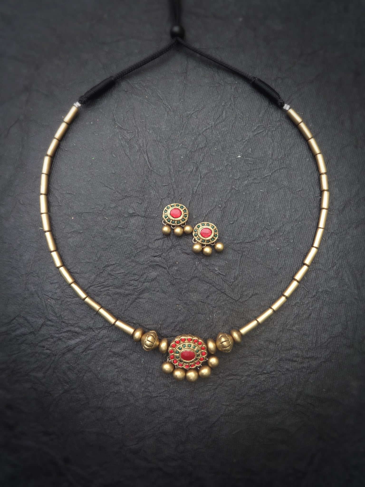 Thangamalar- golden terracotto necklace set