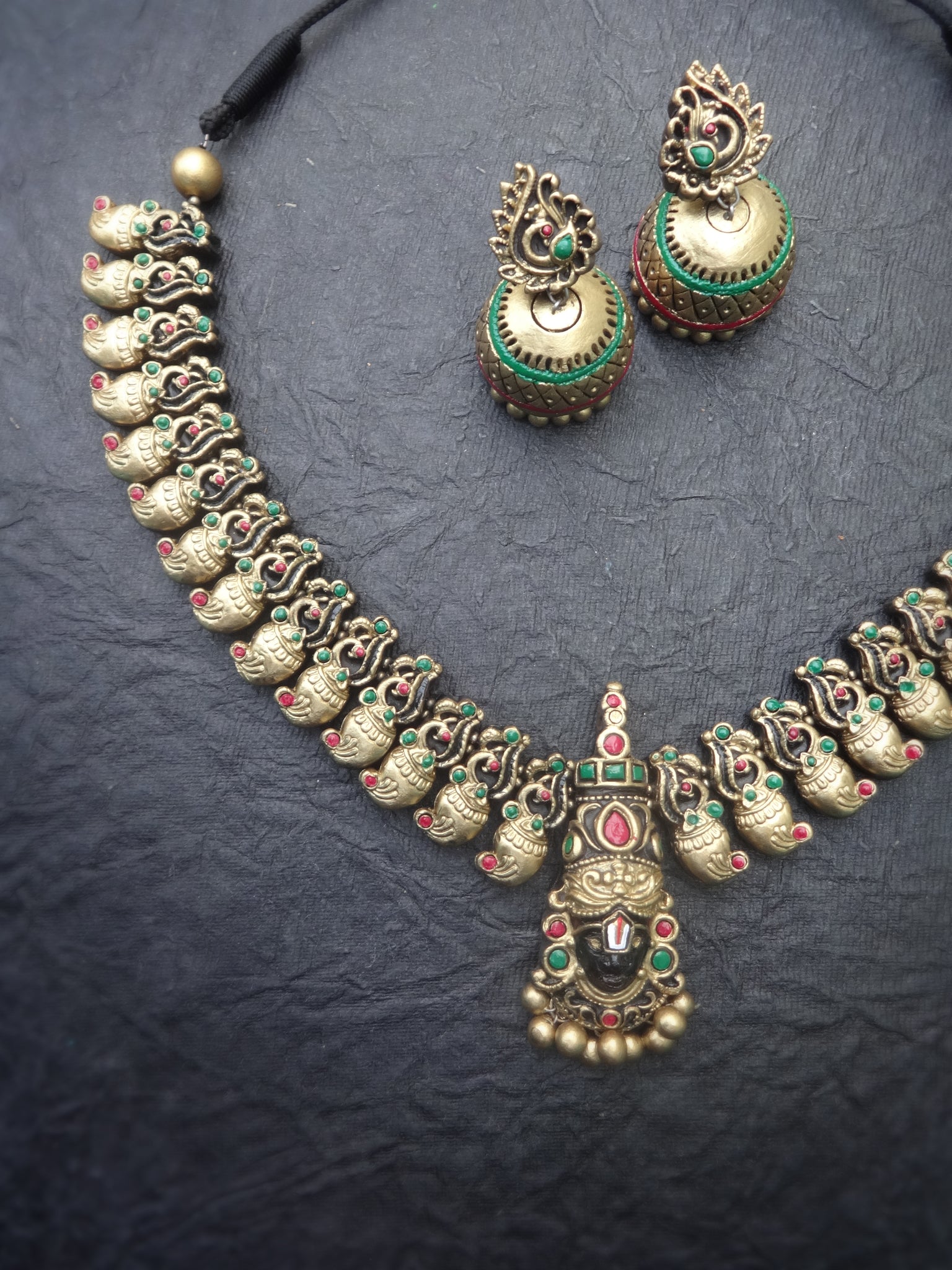 Venkadesh- golden terracotto necklace set