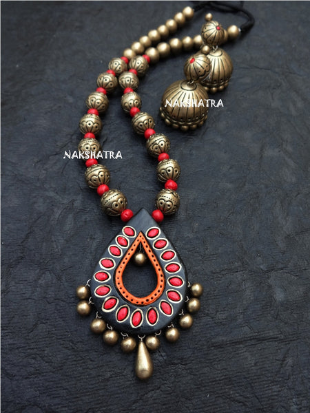 Terracotta Necklace Black drops