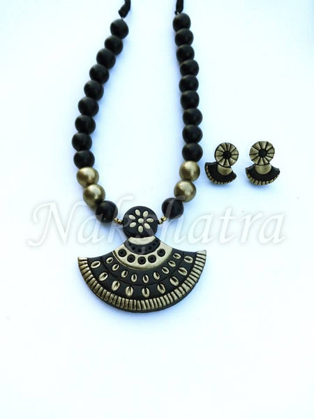 Terracotta Necklace