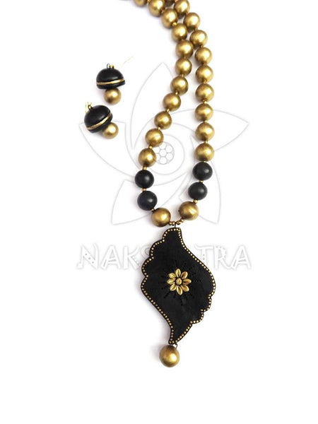 Terracotta Necklace