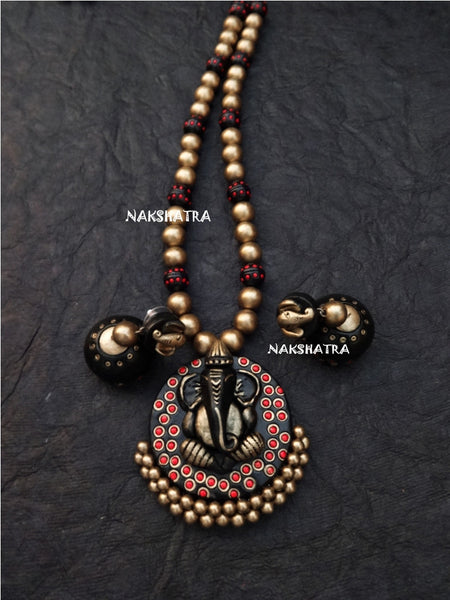 Terracotta Necklace