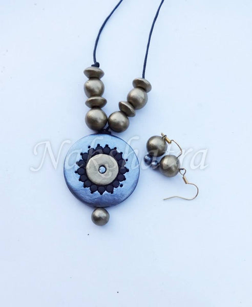 Daily wear sets
