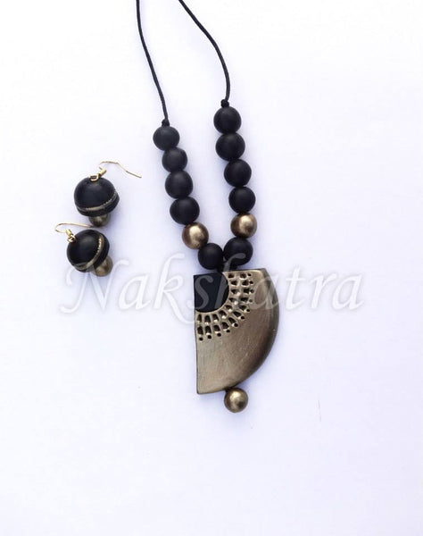 Daily wear sets